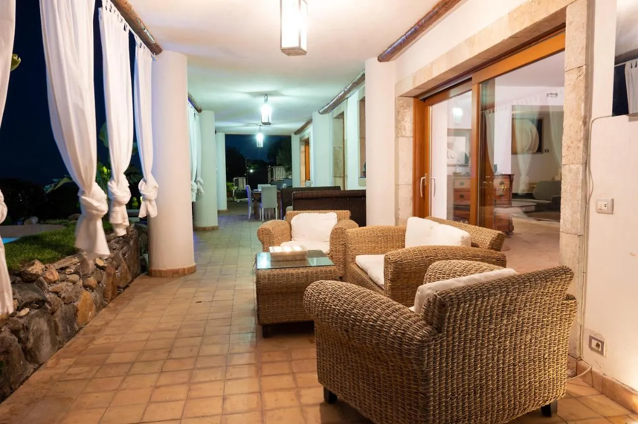 Luxury Taorum Villa With Spectacular Sea Views In Taormina Włochy