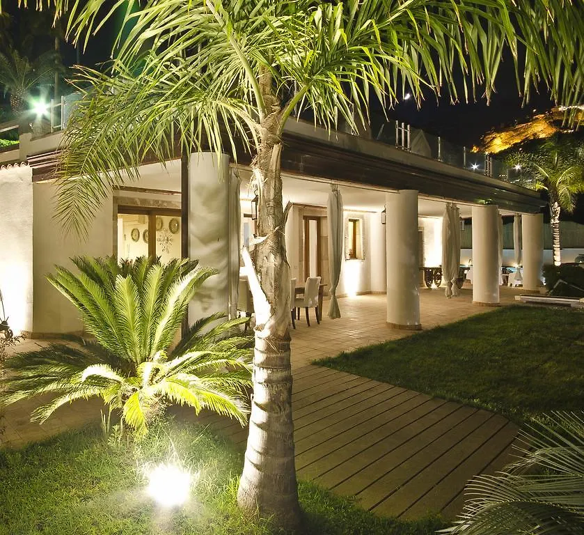 Luxury Taorum Villa With Spectacular Sea Views In Taormina