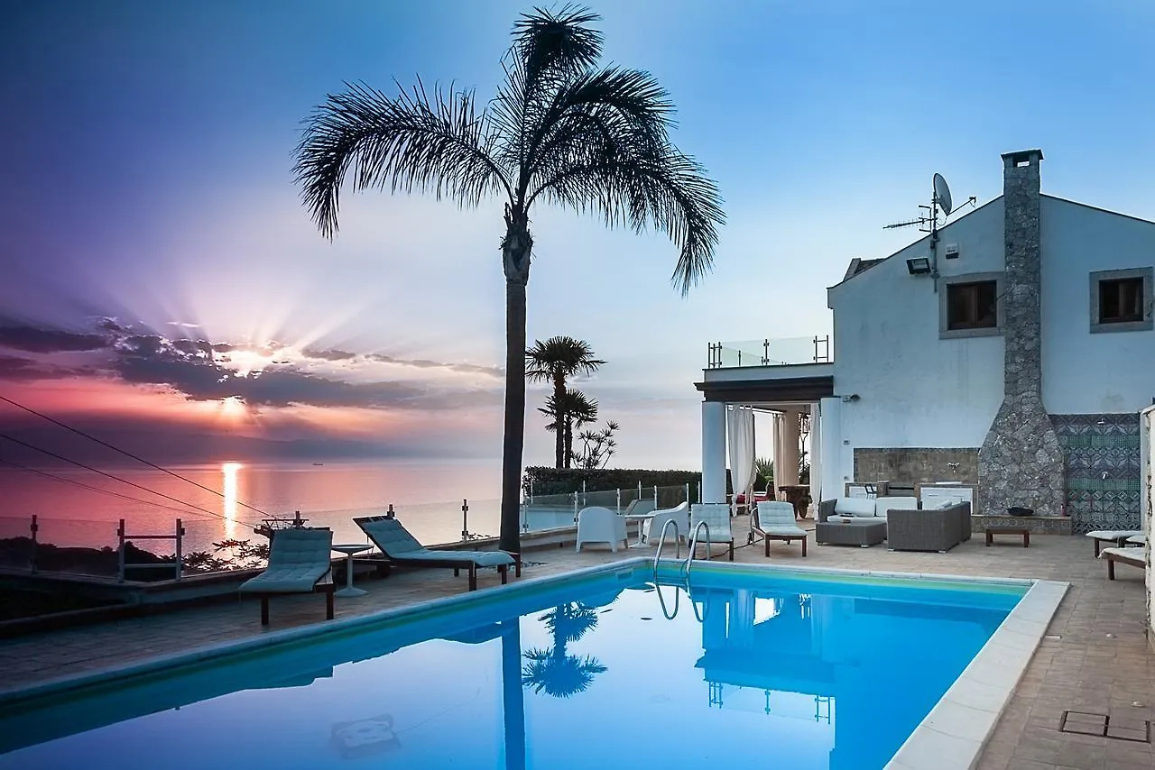 Luxury Taorum Villa With Spectacular Sea Views In Taormina